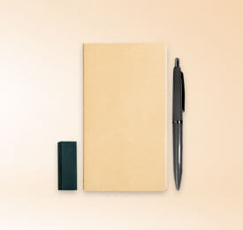 Caderno e caneta personalizados